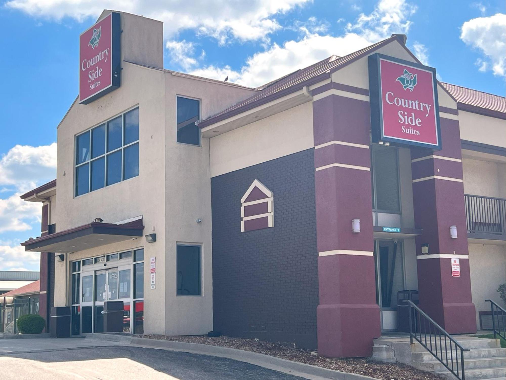 Countryside Suites Kansas City Independence I-70 East Sports Complex Hotel Екстериор снимка