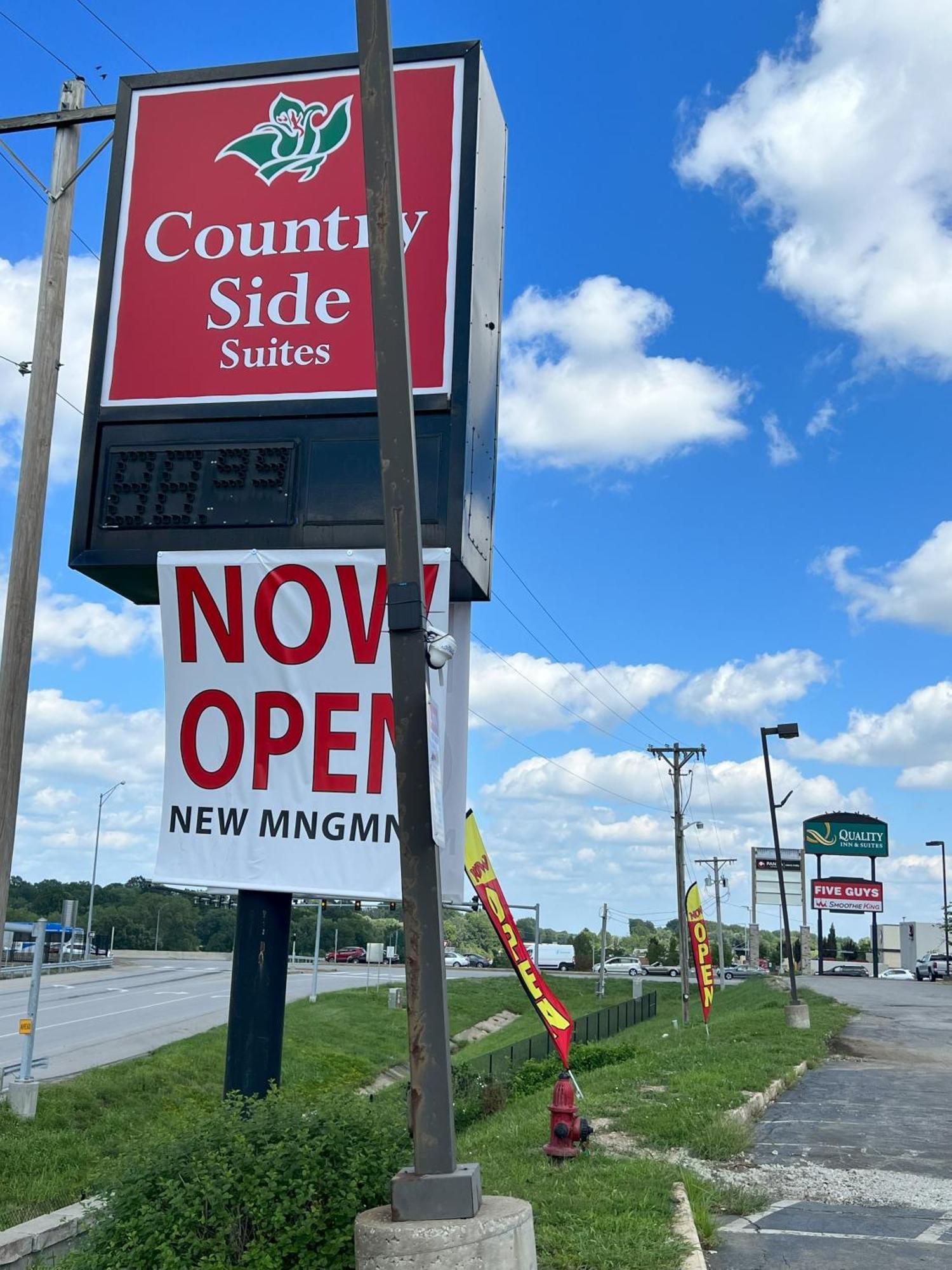 Countryside Suites Kansas City Independence I-70 East Sports Complex Hotel Екстериор снимка