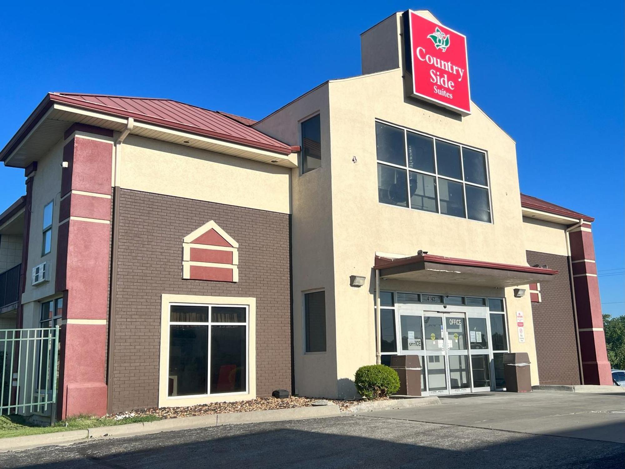 Countryside Suites Kansas City Independence I-70 East Sports Complex Hotel Екстериор снимка
