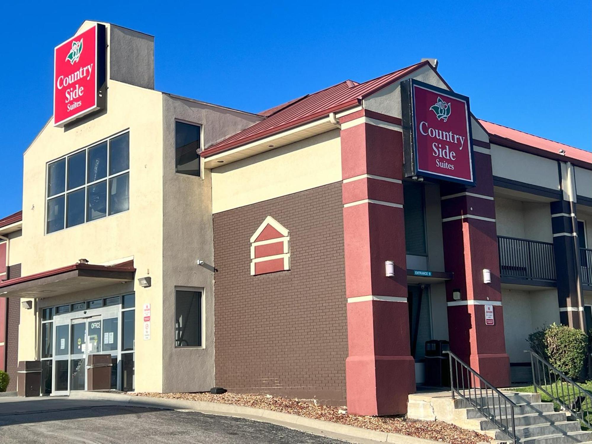 Countryside Suites Kansas City Independence I-70 East Sports Complex Hotel Екстериор снимка