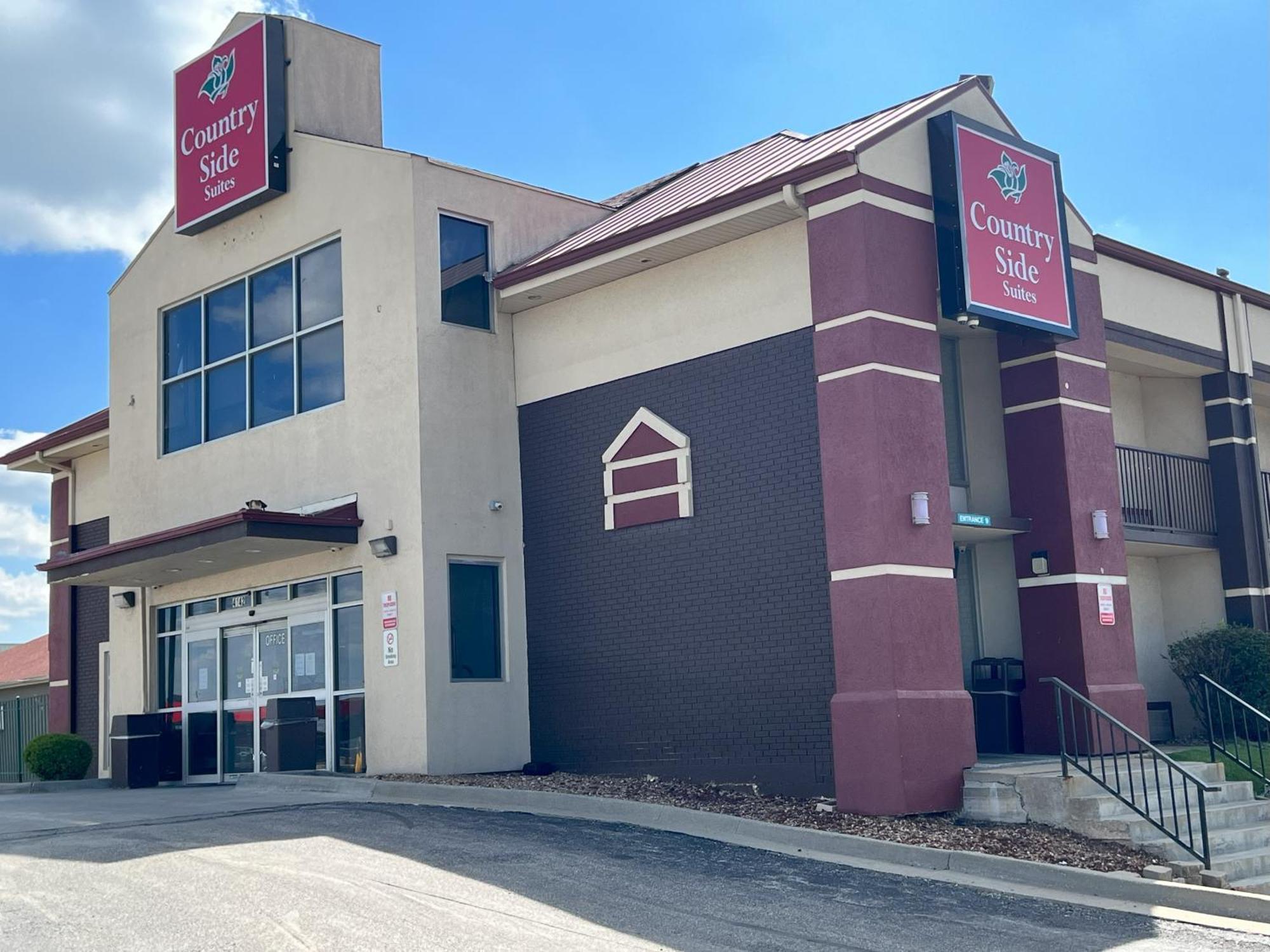 Countryside Suites Kansas City Independence I-70 East Sports Complex Hotel Екстериор снимка